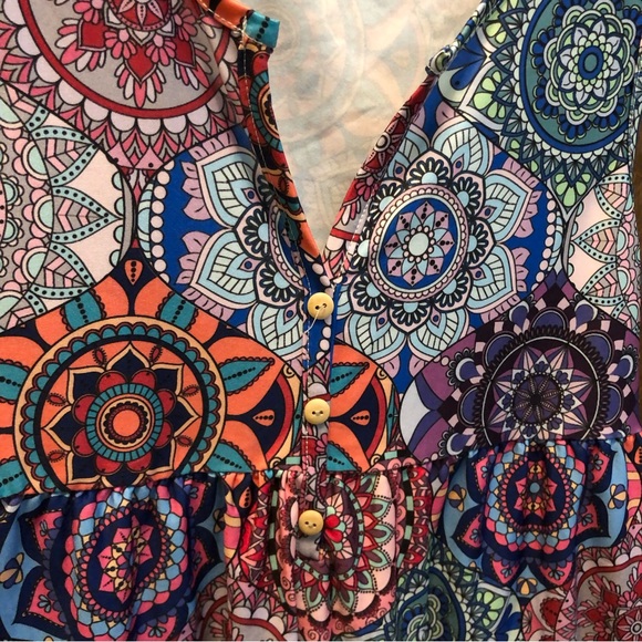 Colorful Top - Picture 4 of 6